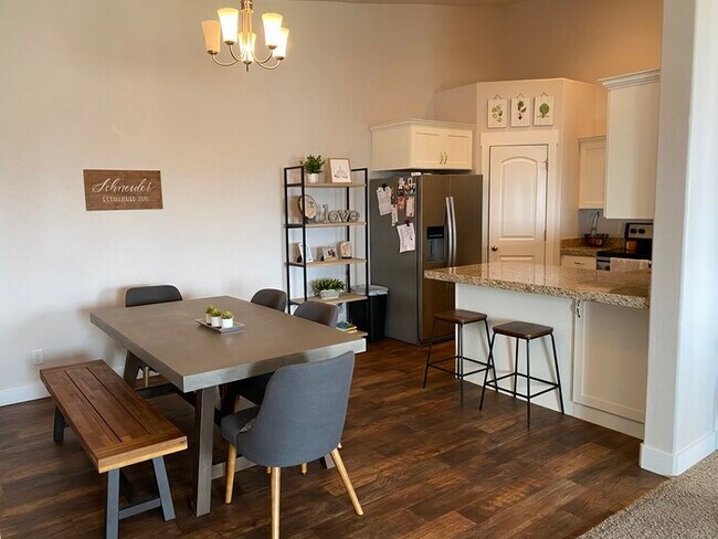 Foto del edificio - Top Level Condo in Saratoga Springs