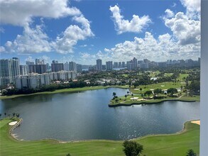 Building Photo - 3625 N Country Club Dr