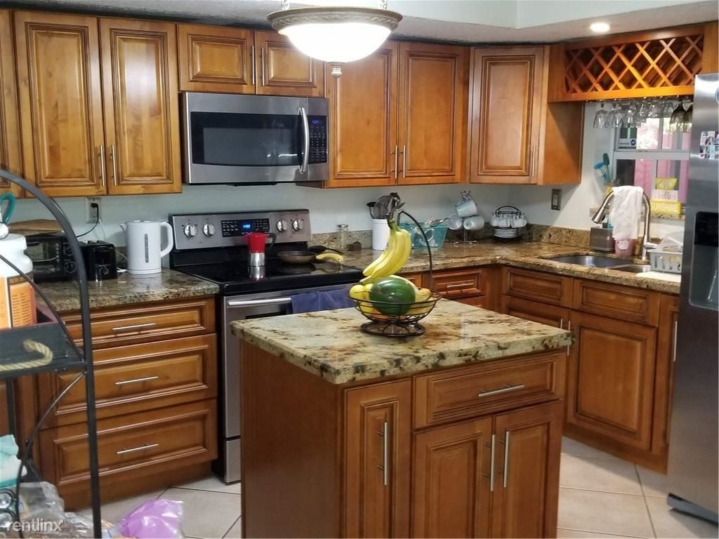 Foto principal - 3 br, 1.5 bath House - 7091 Coolidge St