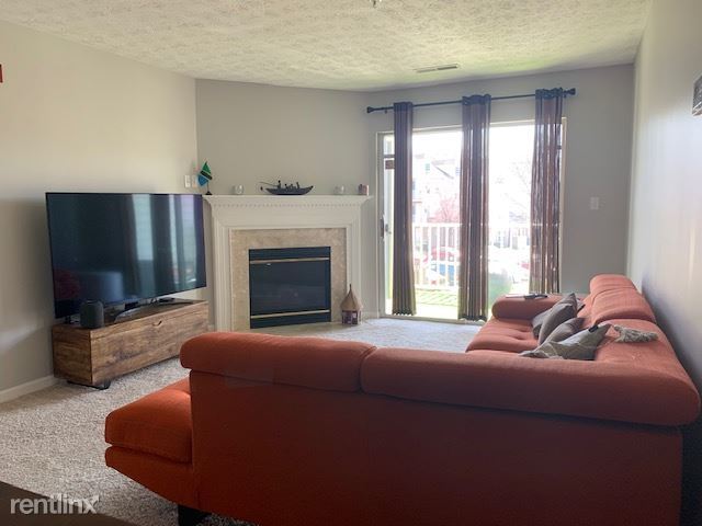 Foto principal - 2 br, 2 bath Condo - 8941 Town Center Circle