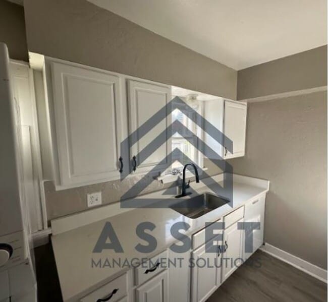 Building Photo - 2 Bedroom Home Available for Lease & Rent to Own!