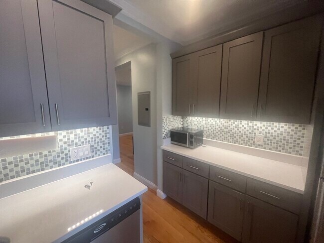 Building Photo - 841 Dorchester Ave