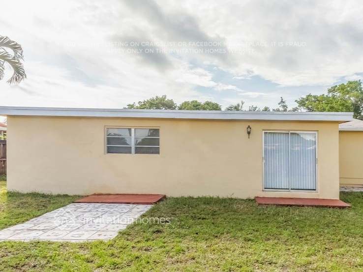 Foto del edificio - 4825 NW 189th Terrace