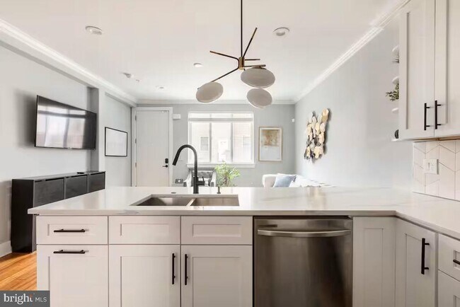 Foto del edificio - 2532 Annin St