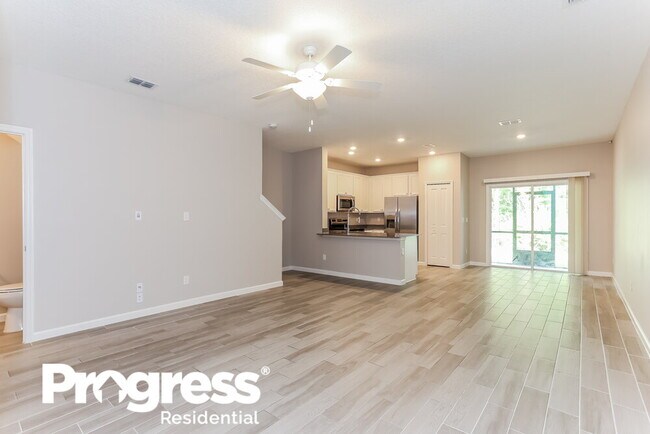 Foto del edificio - 13285 Shore Grass Dr