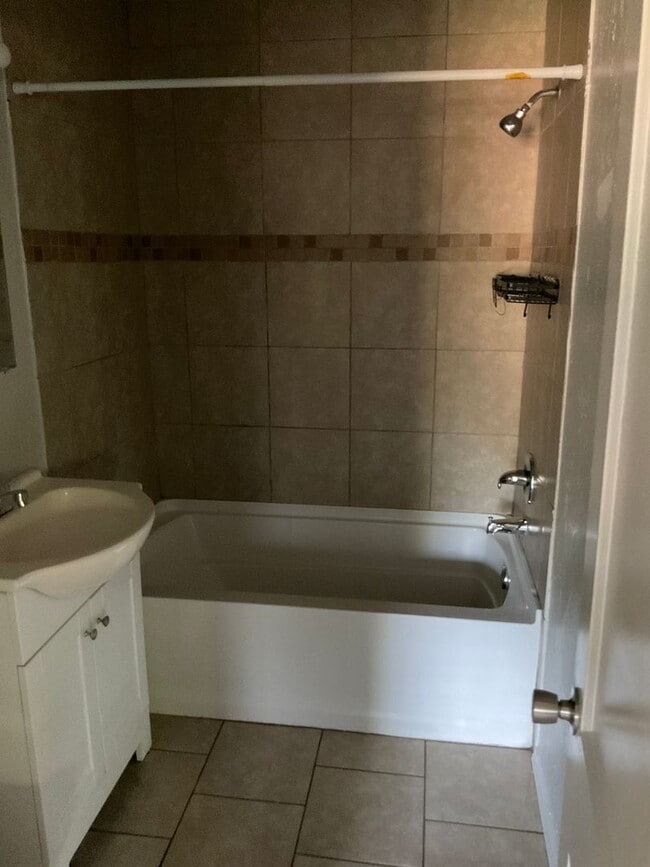 Foto del edificio - Great location!