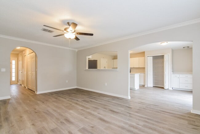 Building Photo - 11162 Summer Star Dr