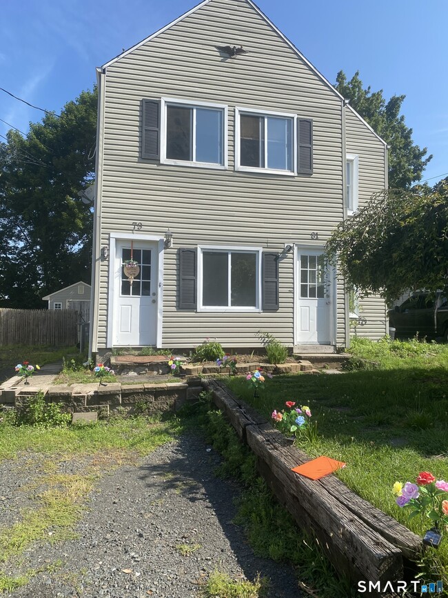 Building Photo - 81 Woodford Ave Ext