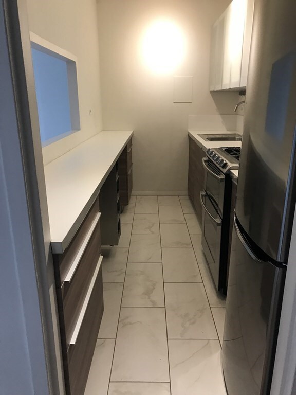 Foto del edificio - 6 Whittier Pl