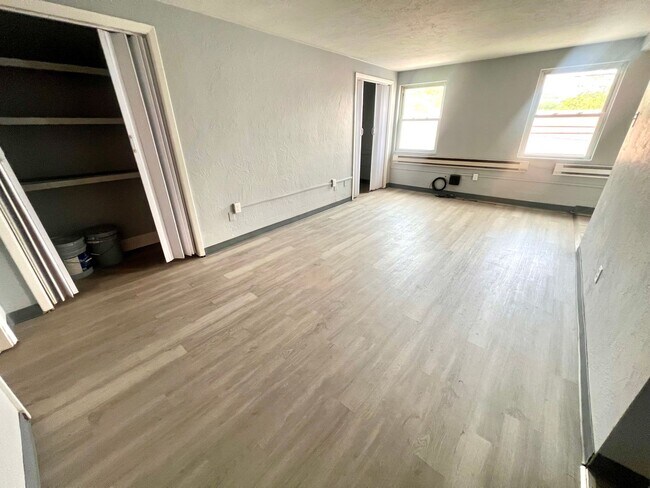 Foto del edificio - 1141 Brabec St