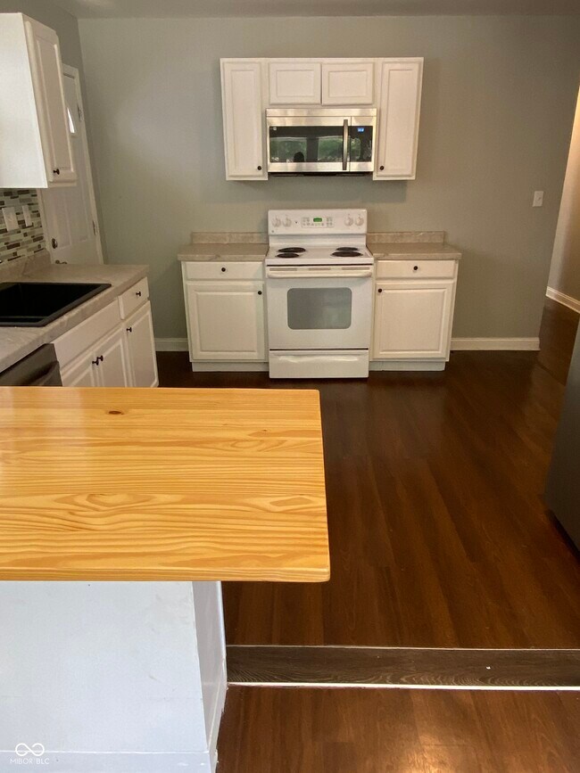 Foto del edificio - 604 S Biltmore Ave