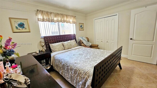 Foto del edificio - 8517 NW 7th St