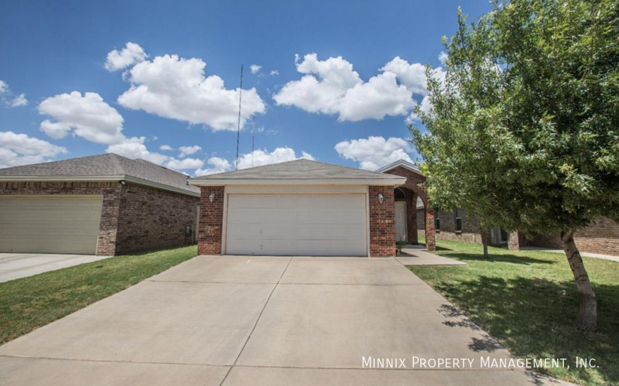 Foto principal - 9910 Weatherford Ave