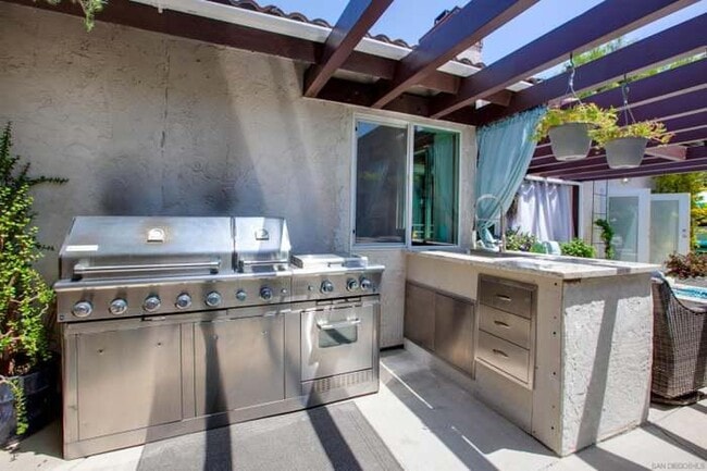 Building Photo - 4169 Diamond Cir