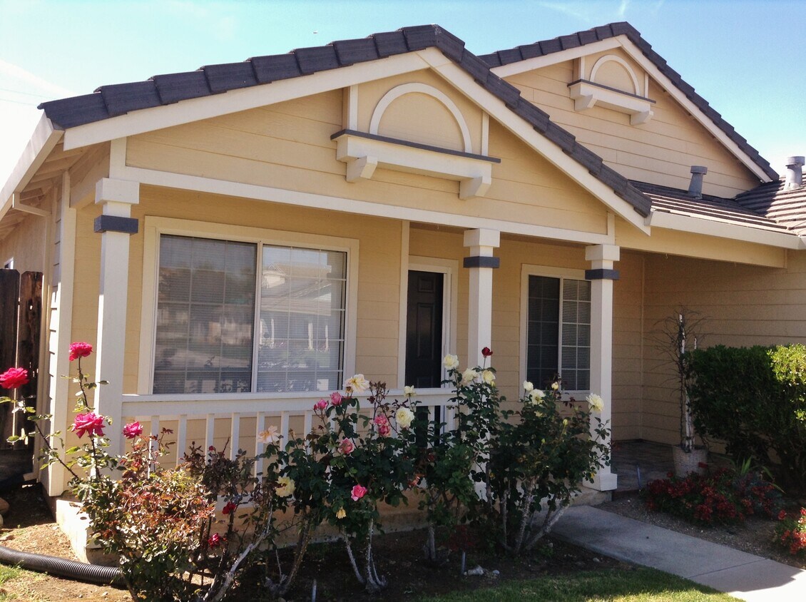 Primary Photo - 1230 Alder St