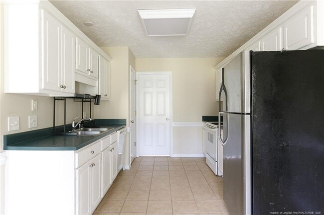 Foto del edificio - 58 Colonial Hills Dr