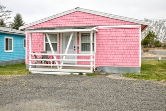 Building Photo - 1757 SR 105