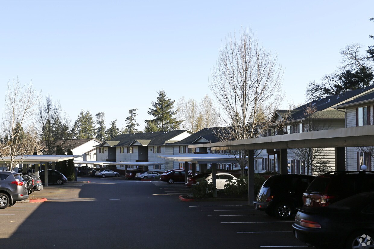 Foto del edificio - The Apartments at Cinnamon Lakes