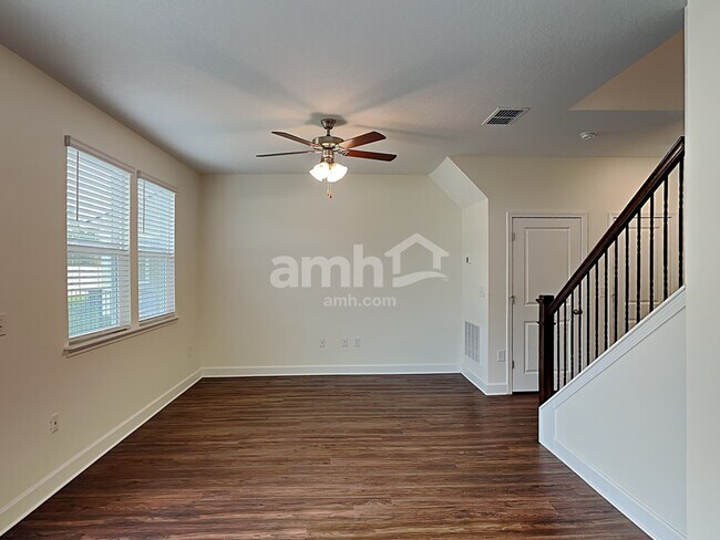 Building Photo - 5747 Hampton Creek Road