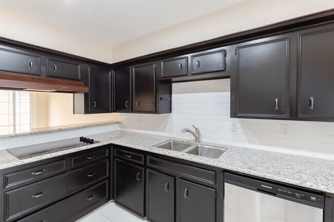 Foto del edificio - 11776 S Kirkwood Rd