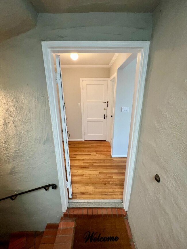 Building Photo - 15 Sutro Heights Ave