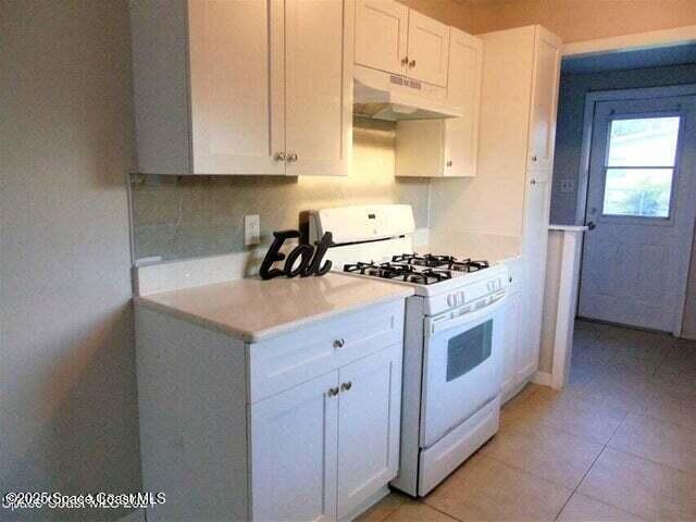 Building Photo - 2417 Delaware Dr