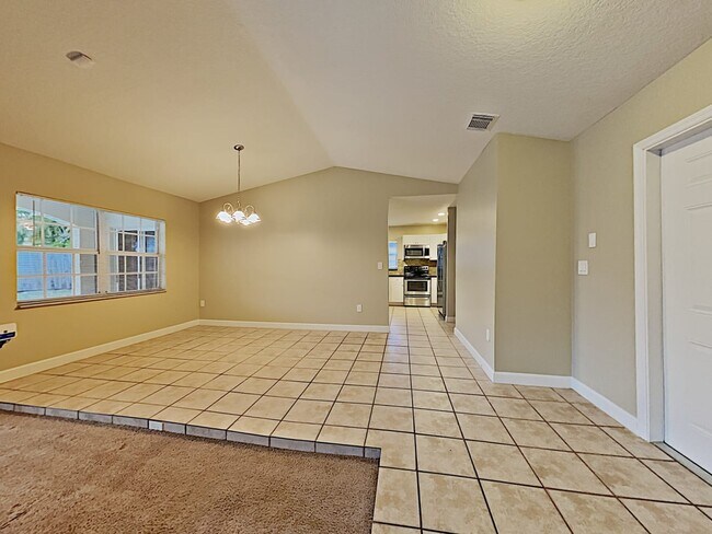 Building Photo - 18248 SW 151st Ave