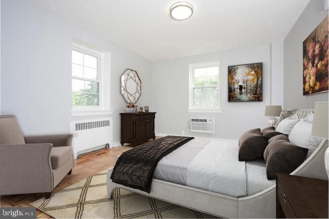 Building Photo - 346 E Lancaster Ave