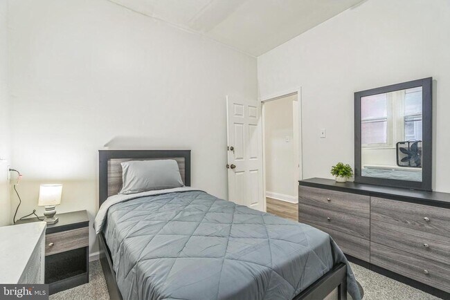 Foto del edificio - 5005 N 12th St