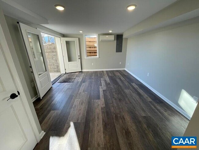 Foto del edificio - 138 Bland Wade Ln