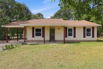 Building Photo - 6791 Seaford Dr