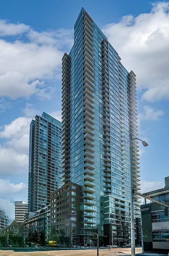 Primary Photo - INSIGNIA Condominiums - North Tower - 2 be...