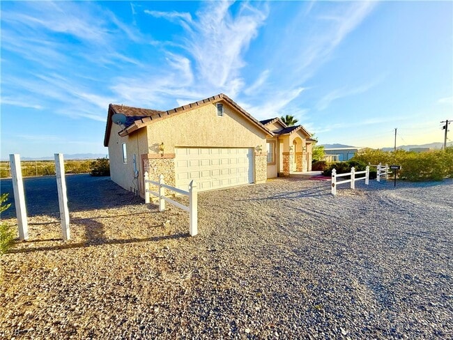 Foto del edificio - 4467 E Dandelion St