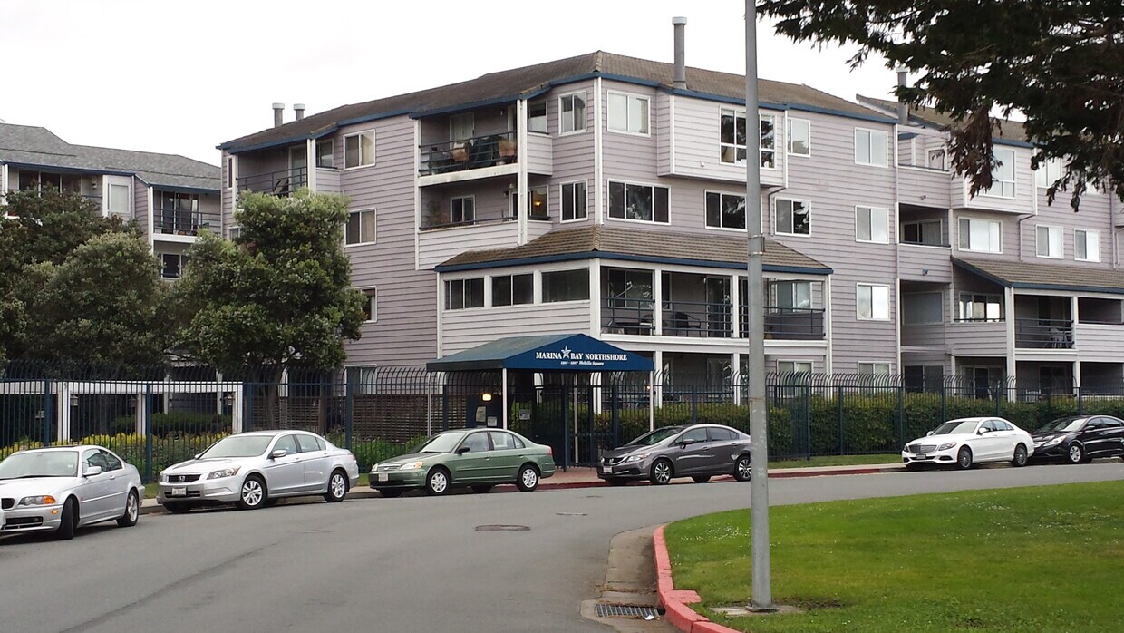 Primary Photo - 1207 Melville Sq