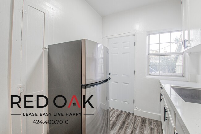 Foto del edificio - 1272 S Mullen Ave