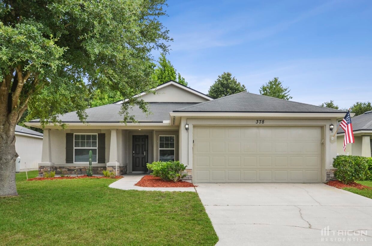 Foto principal - 378 N Twin Maple Rd
