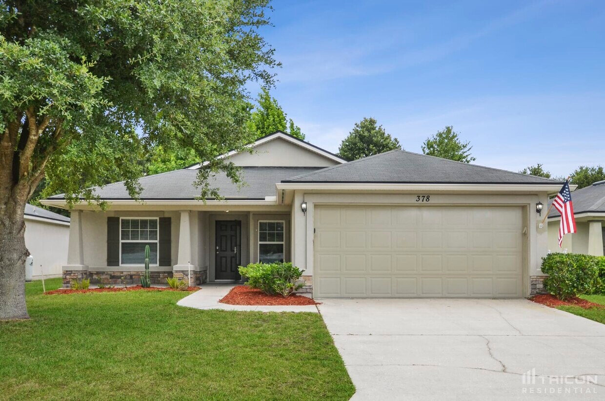 Foto principal - 378 N Twin Maple Rd
