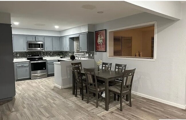 Foto del edificio - 2603 Lake Rd