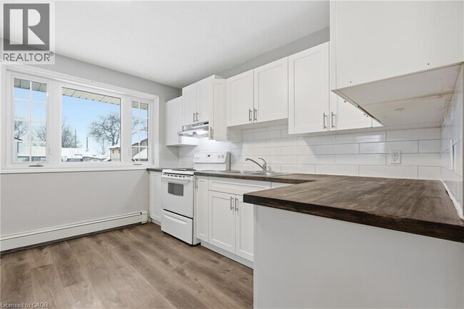 Photo du bâtiment - 104 South Street E