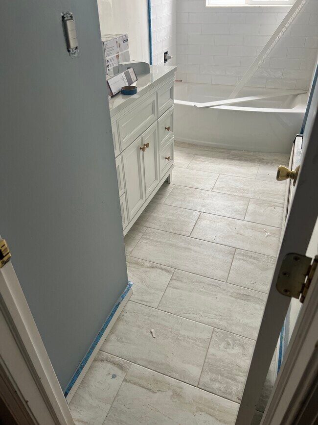 Foto del edificio - 23 Wentworth Dr