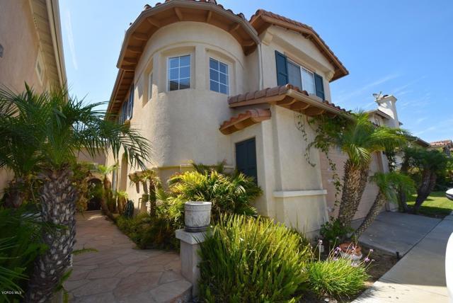 Building Photo - 2861 Golf Villa Way