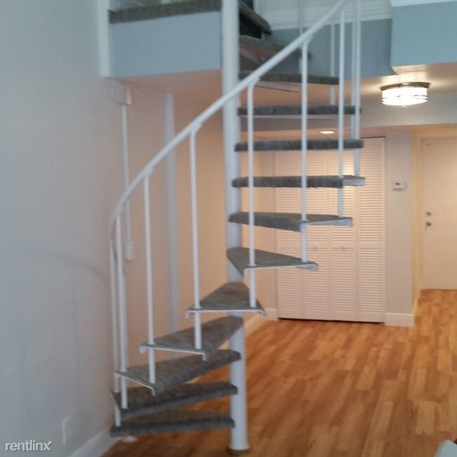 Foto del edificio - 4171 NW 26th St