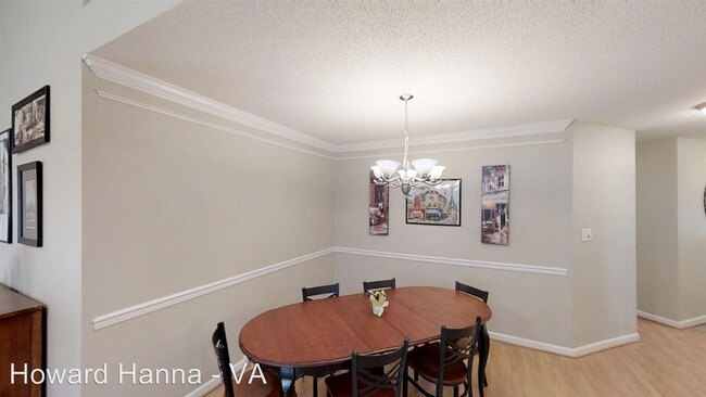 Foto del edificio - 4 br, 3 bath House - 3404 Pine Ridge Road