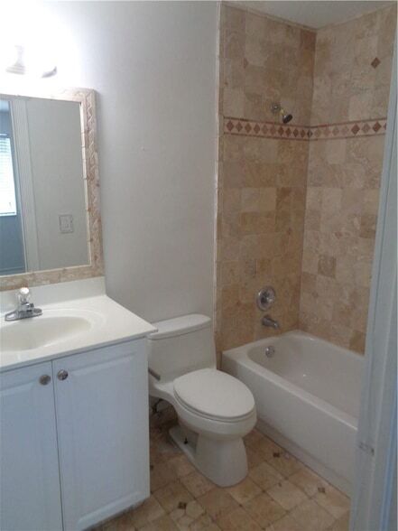 Foto del edificio - 11379 NW 34th Pl