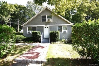Building Photo - 70 N Woodhull Rd