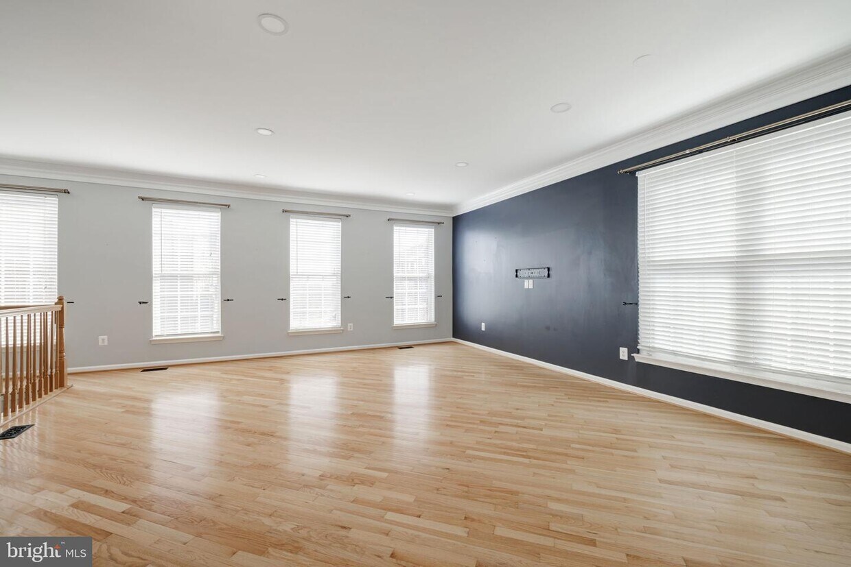 6570 Trask Terrace, Alexandria, VA 22315 Townhouse for Rent in Alexandria, VA