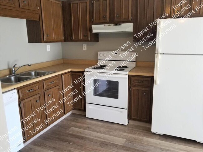 Foto del edificio - 6305 Robinson Rd