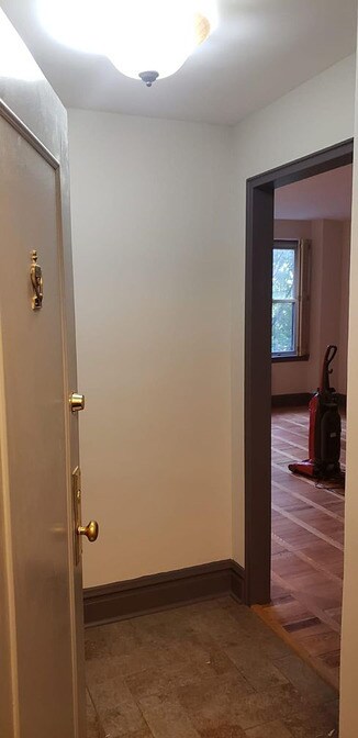 Foto del edificio - 4900 N Marine Dr