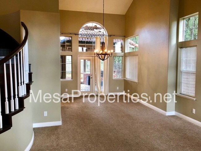Building Photo - Beautiful 4 Bed/3 Bath Chino Hills Home!