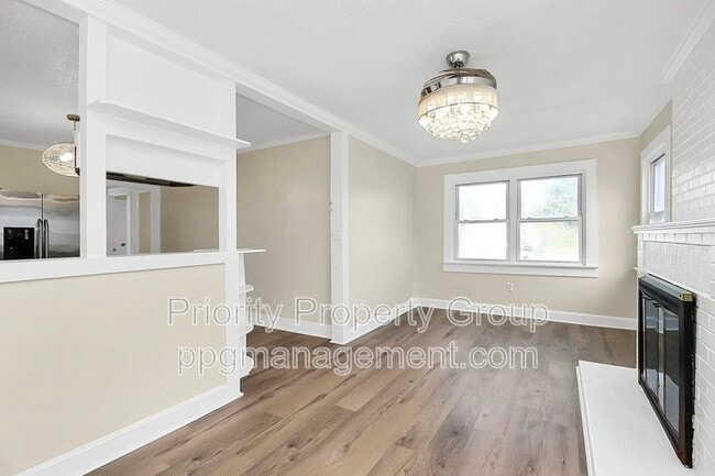 Foto del edificio - 1104 Linwood Rd